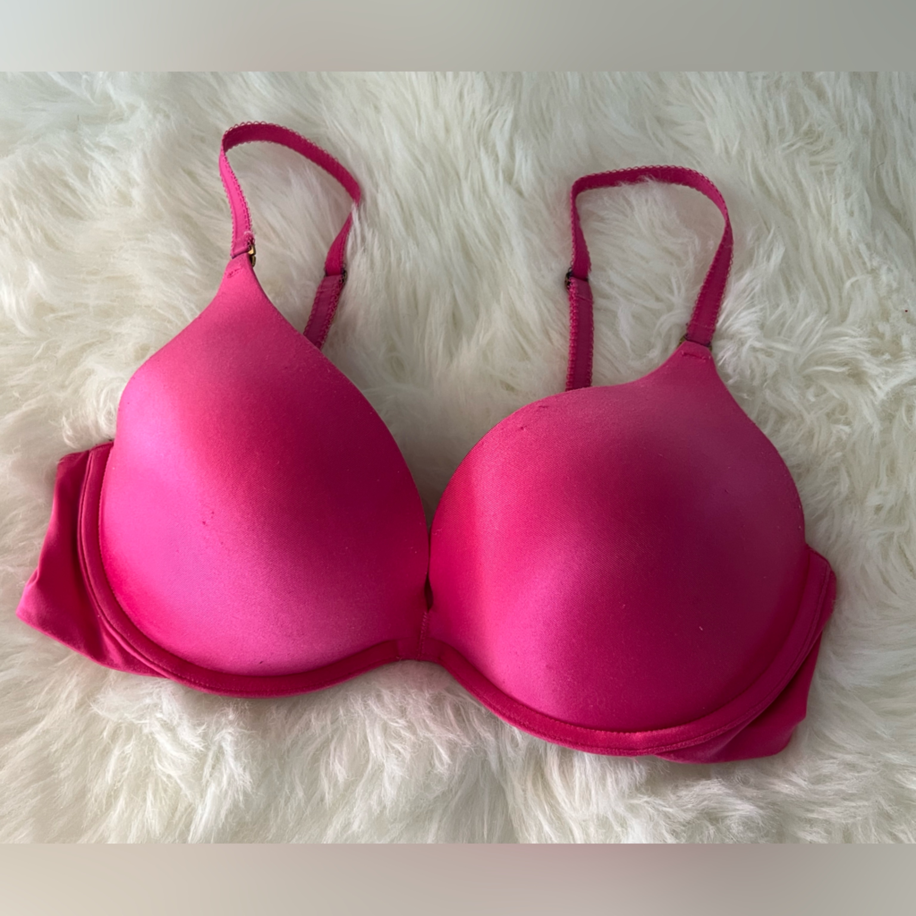 Victorias Secret Miracle Push Up Bra 36c